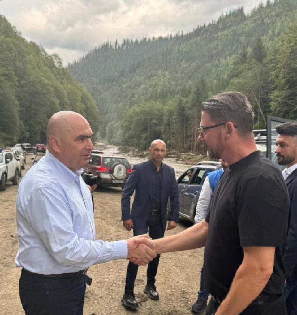Premierul Ilie Bolojan și prefectul Traian Andronachi