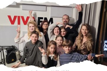 Copiii, invitați să experimenteze lumea radioului și a teatrului