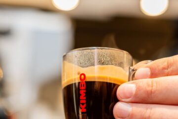 Cafea din partea casei, pentru clienții Mesopotamia din Areni