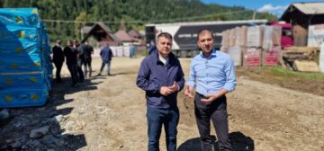 Șoldan după ce la Broșteni a ajuns un convoi de ajutoare din Maramureș: „Prin astfel de gesturi construim împreună cel mai puternic baraj, al solidarității, pe care nici o nenorocire nu-l poate doborî”