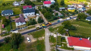 Covor asfaltic nou pe drumul județean dintre Mitocu Dragomirnei și Mănăstirea Dragomirnei. Șoldan: „Este un drum care nu a mai văzut asfalt din 2015”
