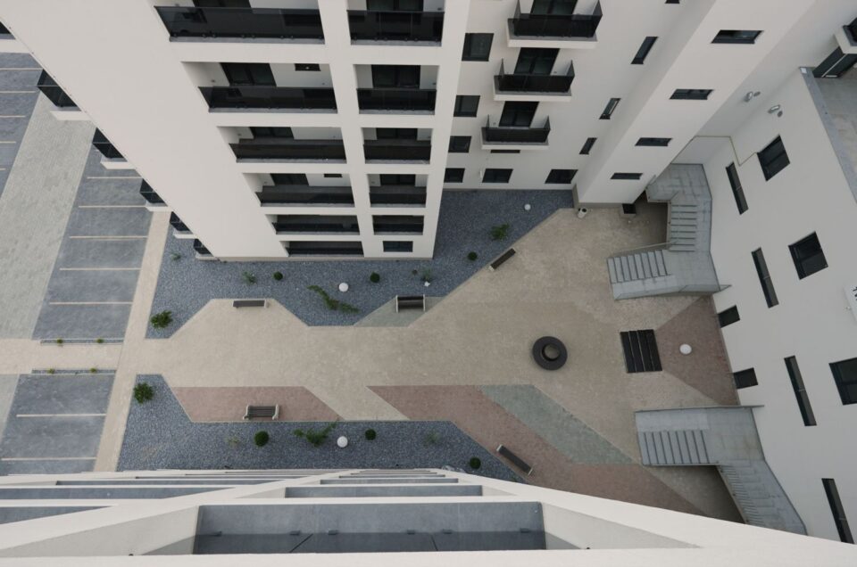 Ansamblul imobiliar ultra-premium Twins, finalizat, vândut integral și predat așa cum s-a promis