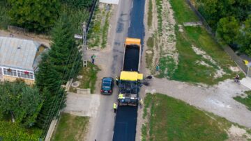 Covor asfaltic nou pe drumul județean dintre Mitocu Dragomirnei și Mănăstirea Dragomirnei. Șoldan: „Este un drum care nu a mai văzut asfalt din 2015”