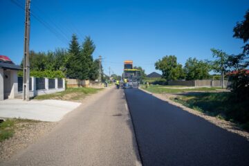 Covor asfaltic nou pe drumul județean dintre Mitocu Dragomirnei și Mănăstirea Dragomirnei. Șoldan: „Este un drum care nu a mai văzut asfalt din 2015”