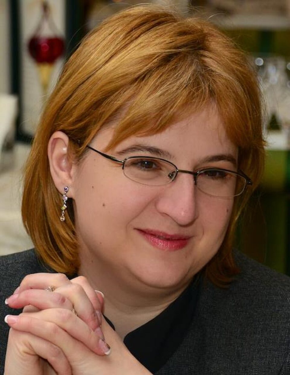 Conf.univ. Laura Stătescu