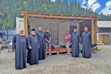 Episcopia Maramureșului și Sătmarului se alătură Arhiepiscopiei Sucevei și Rădăuților pentru a readuce speranța în Broșteni
