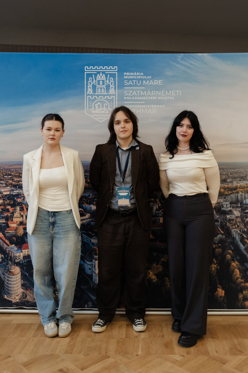 Teodor-Cosmin Chirilă (Suceava) va colabora cu Andreea-Lara Stanciu (Ialomița) și Andra-Elena Gheorghe (Brașov)