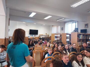 Ziua a treia a Școlii de vară „80 de cărți în jurul lumii” – creativitate, reflecție și integritate