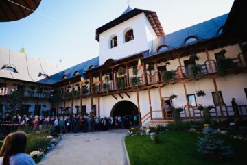 Gheorghe Șoldan, prezent alături de mii de credincioși la Hramul Mănăstirea Sihăstria Râșcăi, „o fortăreață a credinței noastre”