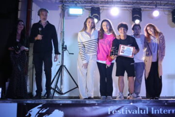 Gala Laureaților FITT Birlic și Draga Film Fest. Marii câștigători: ArtWork Iași, cu „Palatul fără ferestre”, și Teatrul 7 București, cu „Mecanica Inimii”