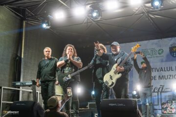 Folkul crește an de an la Festivalul Național „Ridică-te, Ștefane!” de la Putna, unul dintre cele mai mari evenimente de gen din țară