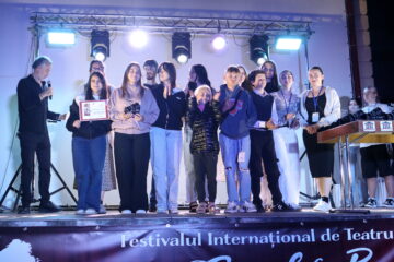 Gala Laureaților FITT Birlic și Draga Film Fest. Marii câștigători: ArtWork Iași, cu „Palatul fără ferestre”, și Teatrul 7 București, cu „Mecanica Inimii”