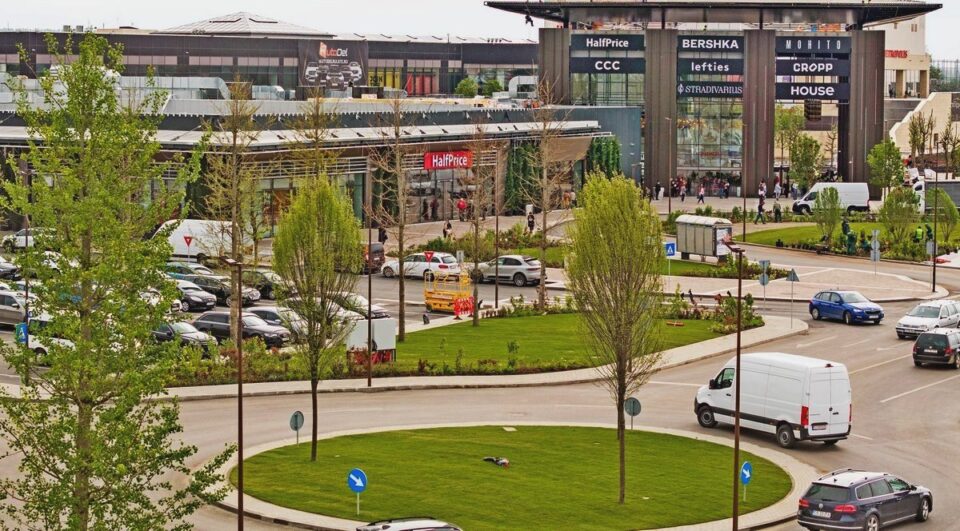 Extinderea Iulius Mall Suceava, printre inaugurările importante din 2025, în comerțul românesc