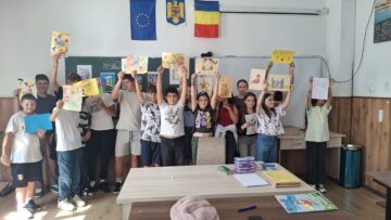 Povești sub cerul liber și artă în figuri geometrice la Școala de vară din Liteni