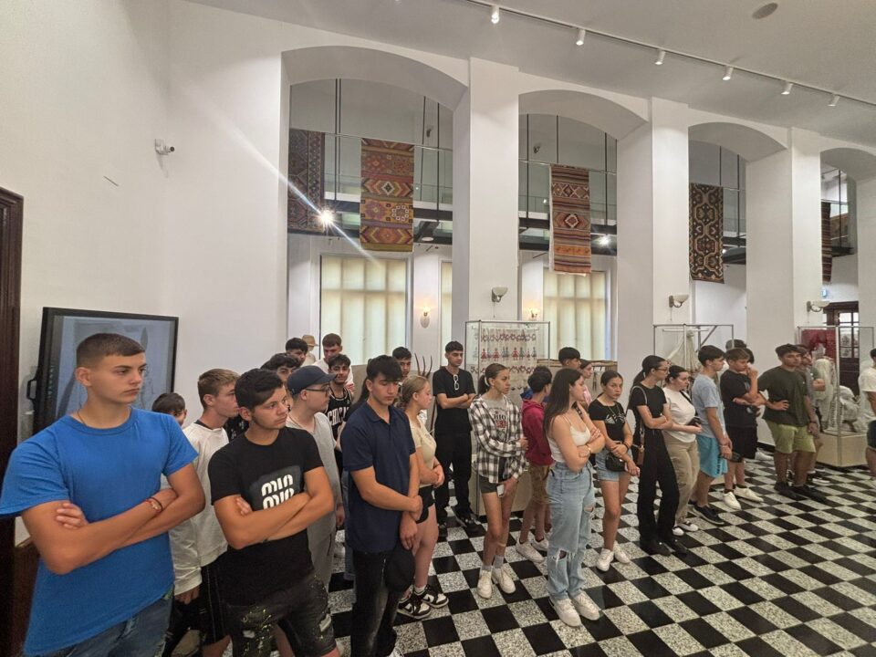 Excursie în Deltă pentru 48 de elevi din centrele de asistență socială și din comunități defavorizate
