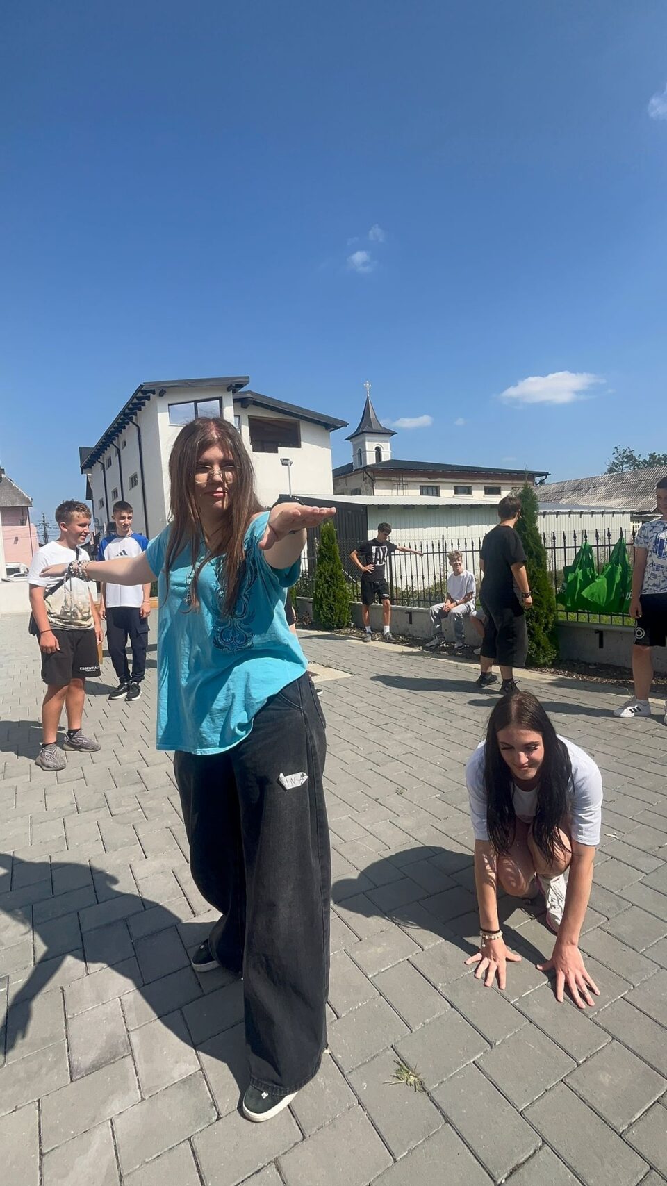 Peste 25 de tineri din mediul rural au participat la Școala de Vară „La Marginea Școlii”, ediția a III-a