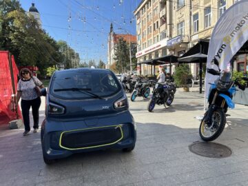 33 de mărci de mașini sunt prezentate până duminică la Salonul Auto Bucovina din centrul Sucevei