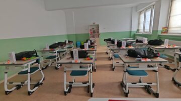 1.000 de ghiozdane pregătite pentru elevii din Broșteni, Stulpicani, Ostra și Frasin-Doroteia îi așteptă pe copii la școală
