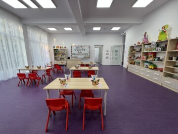 Primăria Dumbrăveni le-a oferit preșcolarilor din comună o nouă grădiniță modernă, inaugurată în prima zi a noului an școlar