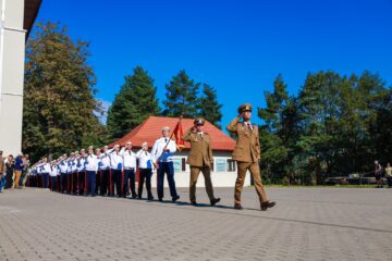 Distincții și înaintări în grad, la deschiderea anului școlar de la Colegiul Militar Câmpulung Moldovenesc