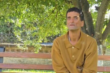 Niculae Stanarache, „băiatul fără degete la mâini, necăjit”, are nevoie în continuare de atenția și ajutorul comunității
