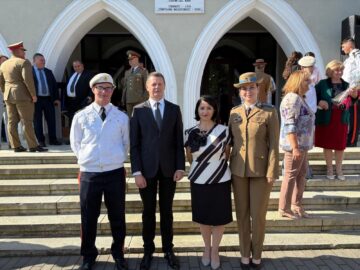 Prefectul Traian Andronachi a participat la deschiderea anului școlar în localitățile afectate de inundațiile de la finalul lunii iulie