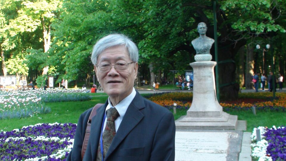 Dr Lee at the monument of Mihai Eminescu National Poet of Romania Iassy 2019