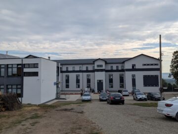Primăria Liteni a inaugurat un nou corp de clădire, complet modernizat, la Liceul Teoretic „Iorgu Vârnav Liteanu” din Liteni