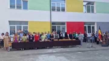 Distincții pentru „profesorii de 10” de la cea mai mare unitate școlară din municipiul Suceava