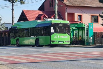 Controloarele, însoțite de polițiști locali, în autobuzele TPL Suceava