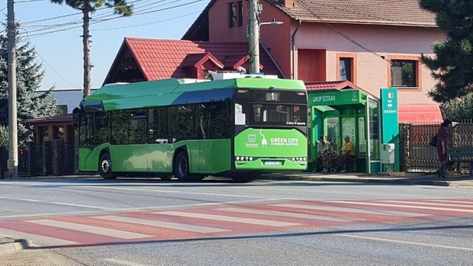 Controloarele, însoțite de polițiști locali, în autobuzele TPL Suceava