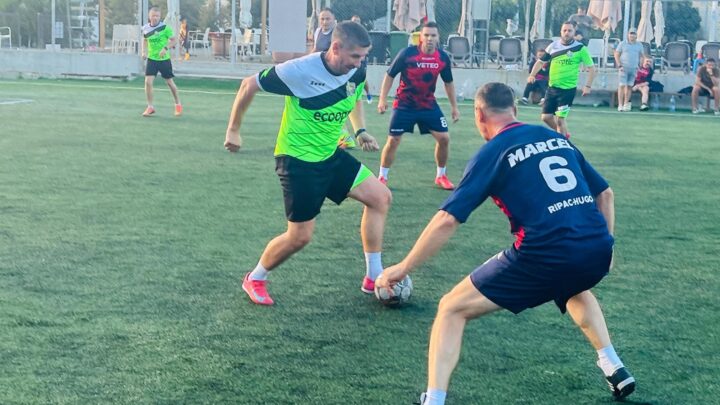 Campionatul Județean de old-boys se desfășoară la Civica Sport Center Campionatul Județean de old-boys se desfășoară la Civica Sport Center