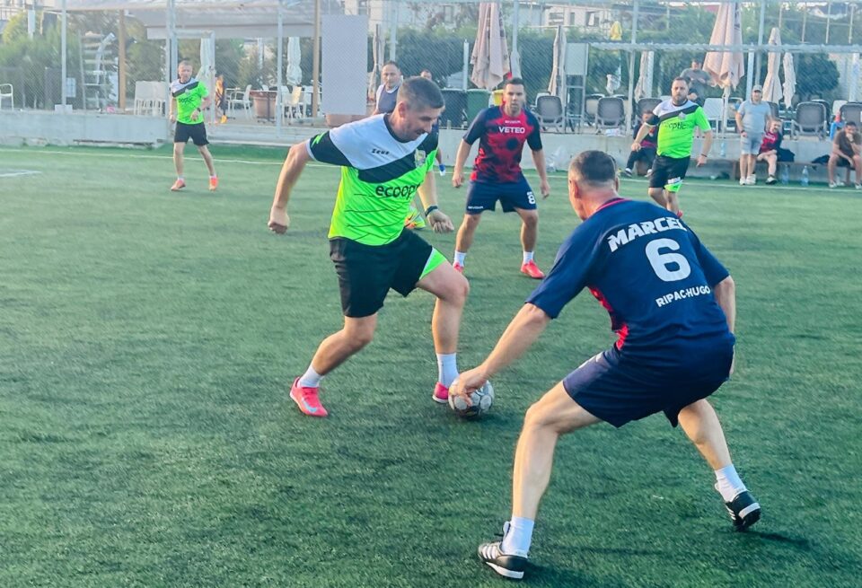 Campionatul Județean de old-boys se desfășoară la Civica Sport Center