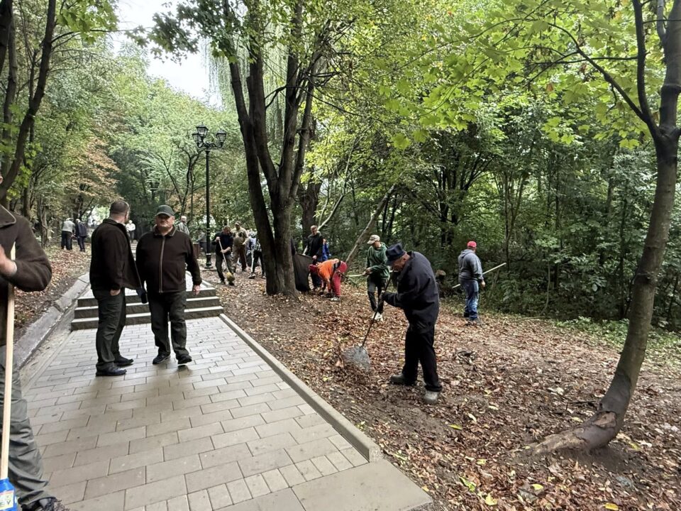 Vasile Rîmbu după acțiunea „Curățenia de toamnă”: „Este începutul unui demers prin care ne dorim o Suceavă mai curată, mai civilizată”