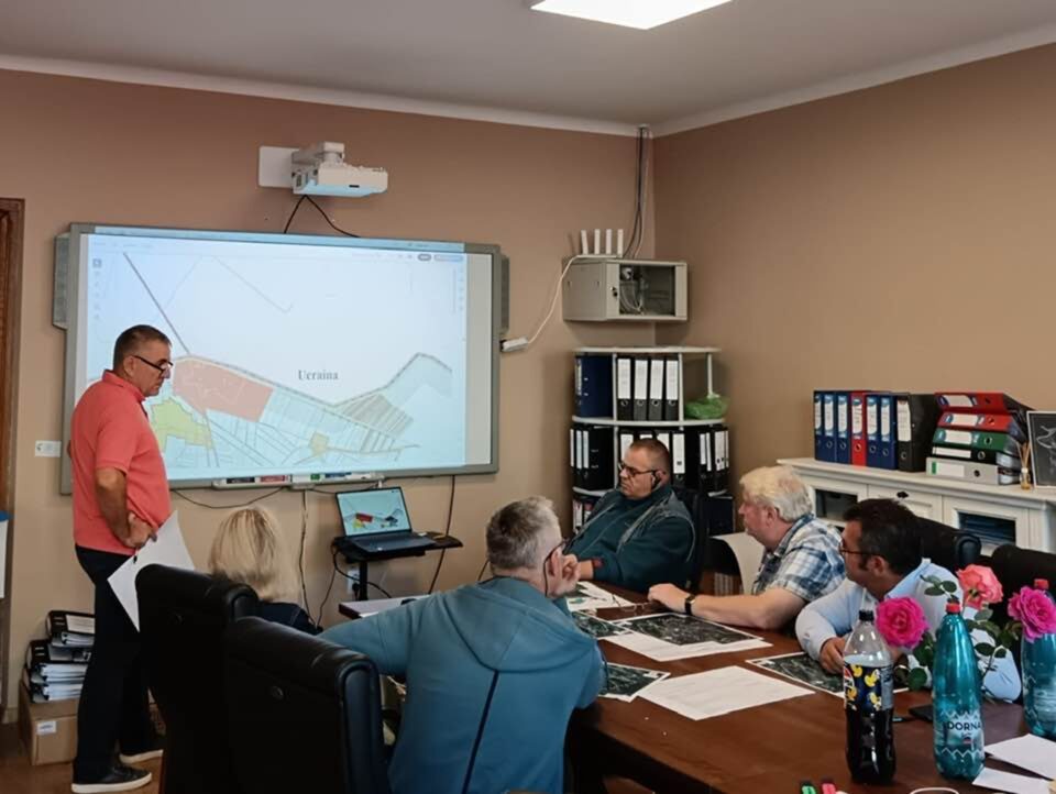 Primăria Siret organizează consultare publică pentru extinderea zonei intravilane a orașului