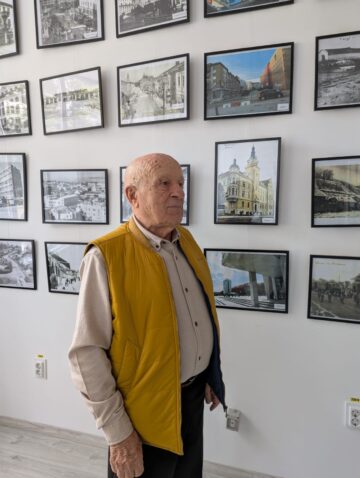 Artistul fotograf Dimitrie Balint și-a sărbătorit cei 95 de ani împliniți, alături de prieteni, la Galeria de Artă „Zamca”