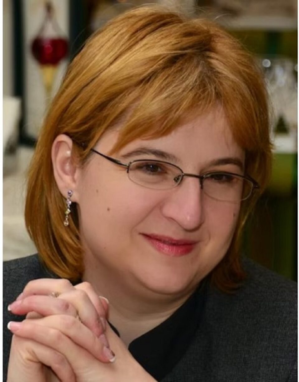 Conf. univ. dr. Laura Stătescu