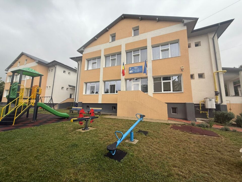 CJ Suceava a finalizat lucrările de modernizare a Grădiniței Speciale din Fălticeni