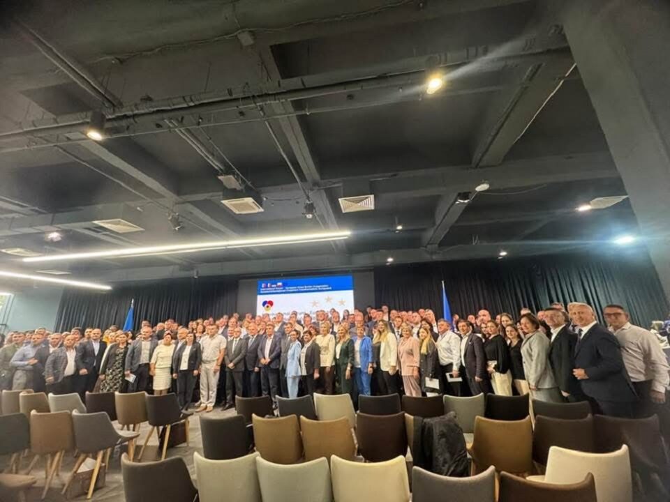 Primarul din Vicovu de Sus, Vasile Iliuț, prezent la Chișinău, alături de președinta Maia Sandu, la Forumul internațional pentru cooperare transfrontalieră și europeană