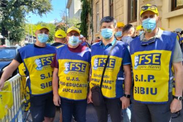 Liderii sindicatelor din educație, în protest tăcut la București