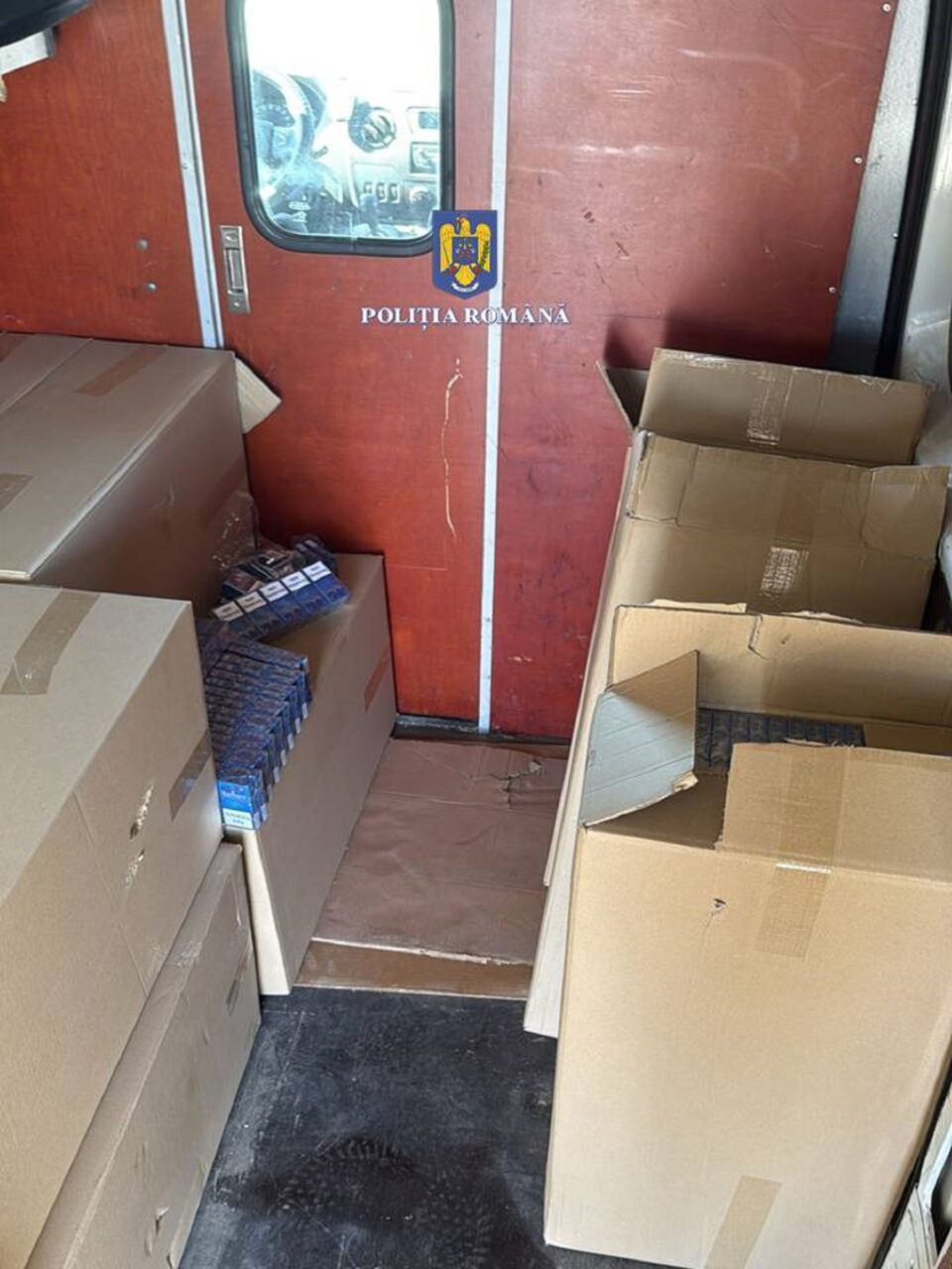 Săptămână neagră pentru contrabandiști, cu două acțiuni de amploare ale polițiștilor și cinci arestări