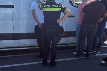 Săptămână neagră pentru contrabandiști, cu două acțiuni de amploare ale polițiștilor și cinci arestări
