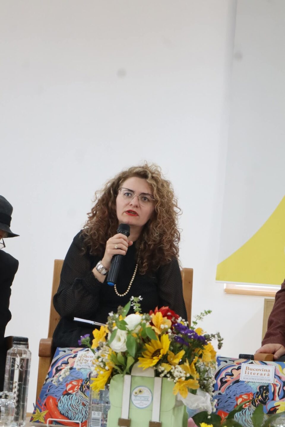 Întâlnire memorabilă cu scriitorii Isabel și Alexandru Ovidiu Vintilă