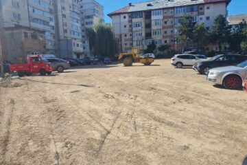Spațiile unde au fost demolate garajele din Obcini, utilizabile ca parcări