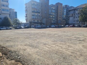 Spațiile unde au fost demolate garajele din Obcini, utilizabile ca parcări