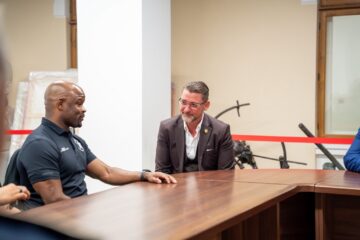 Patru șerifi din Florida, SUA, au discutat cu prefectul Traian Andronachi despre combaterea criminalității transfrontaliere