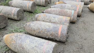 Aproape 100 de elemente de muniție din Primul Război Mondial, detonate controlat de pirotehniști