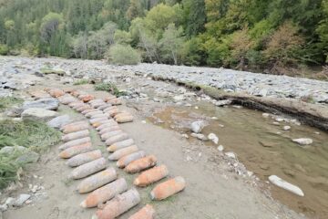 Aproape 100 de elemente de muniție din Primul Război Mondial, detonate controlat de pirotehniști