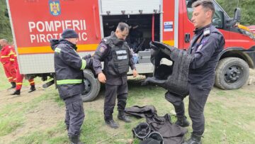Aproape 100 de elemente de muniție din Primul Război Mondial, detonate controlat de pirotehniști
