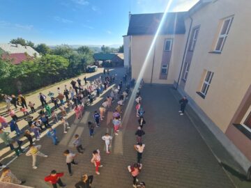 Liceul Teoretic „Iorgu Vârnav Liteanu” din Liteni, parte din cea de-a XI-a ediție a Zilei Europene a Sportului Școlar